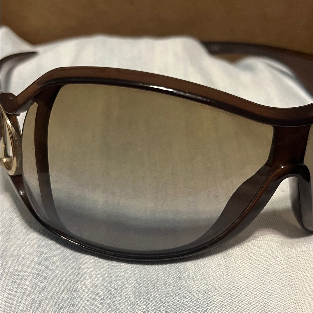 Gucci Dark Brown Sunglasses - Picture 6 of 8